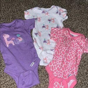 Giraffe Onesie Lot